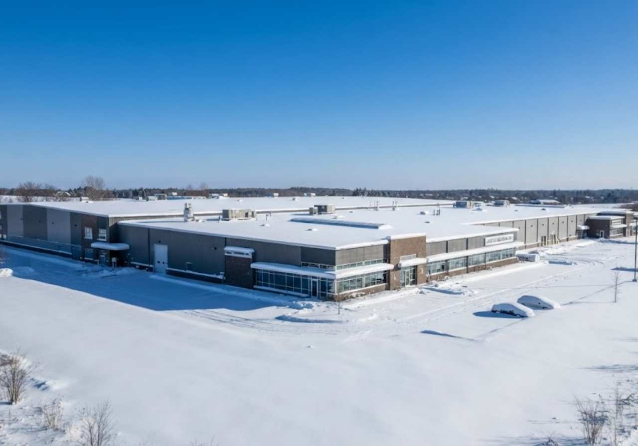 Evenly insulated Denver commercial roof with uniform snow cover